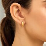 14K Yellow Gold Diamond Faceted Motif Huggie Hoop Earrings 14K Yellow Gold Diamond Faceted Motif Huggie Hoop Earrings