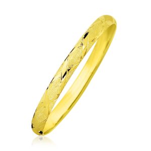 10k Yellow Gold Bangle Slender Diamond Pattern Textured (6.00 mm)