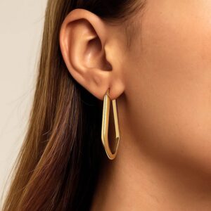 Geometric Oval Hoop Earrings in 10K Yellow Gold