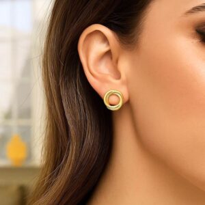 14K Yellow Gold Interlocking Trinity Stud Earrings 11mm