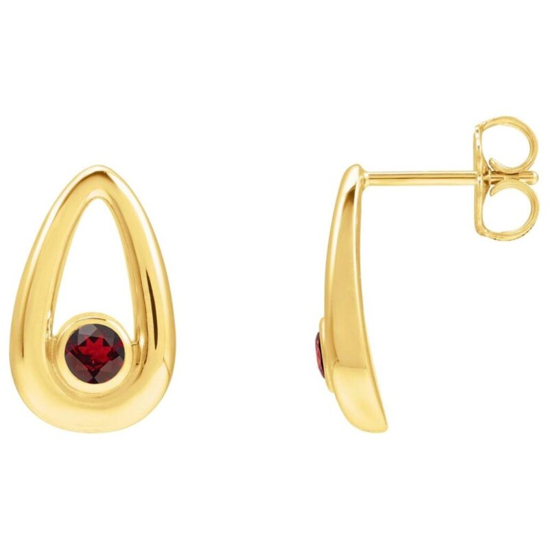 14K Yellow Gold Solitaire Red Garnet Teardrop Stud Earrings 14K Yellow Gold Solitaire Red Garnet Teardrop Stud Earrings