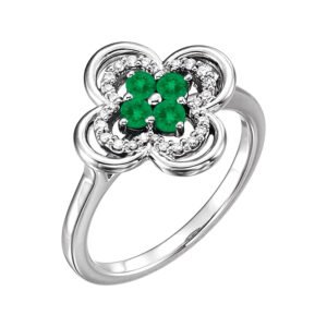 14K white Gold Diamond and Emerald Four Leaf Clover Ring​